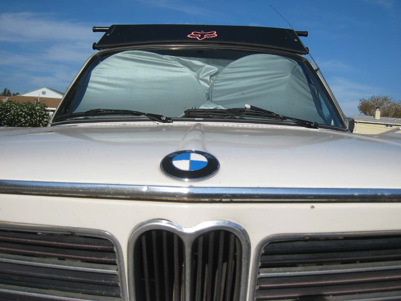 Illustration for article titled 1972 BMW 2002